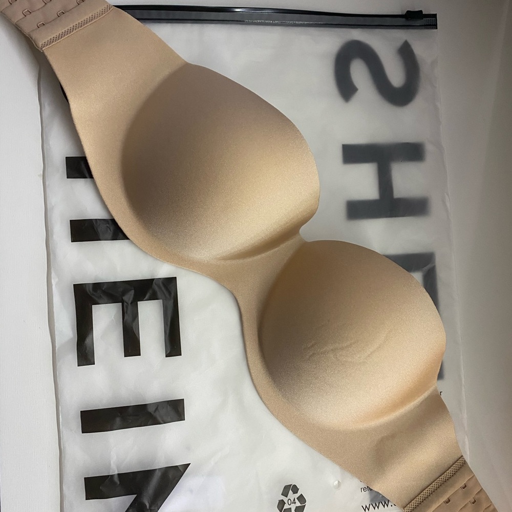 Strapless bra
